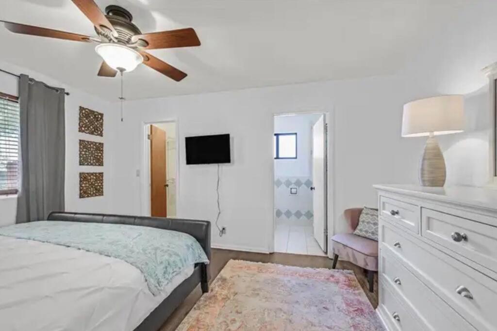 Beautiful Oasis With Rv Or Boat Parking Vila Henderson Exterior foto